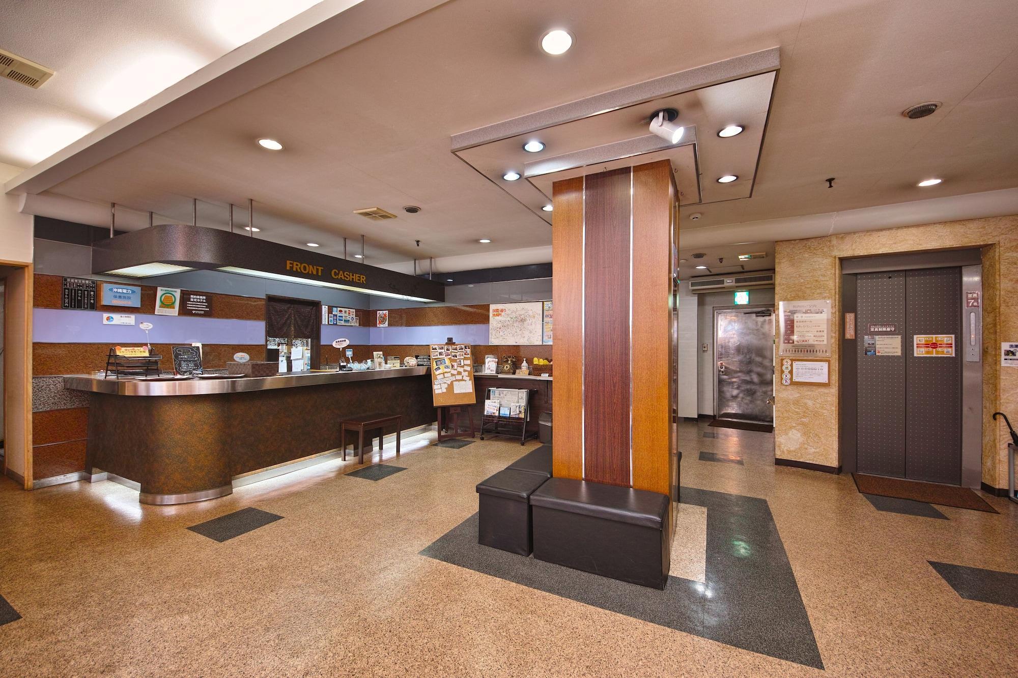 Hotel Yamanouchi Наха Екстериор снимка