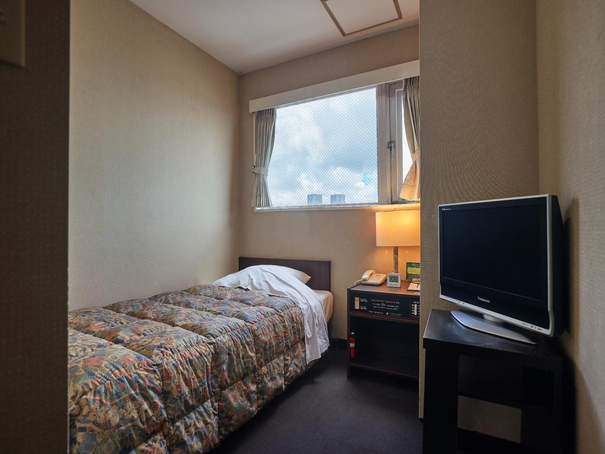 Hotel Yamanouchi Наха Екстериор снимка