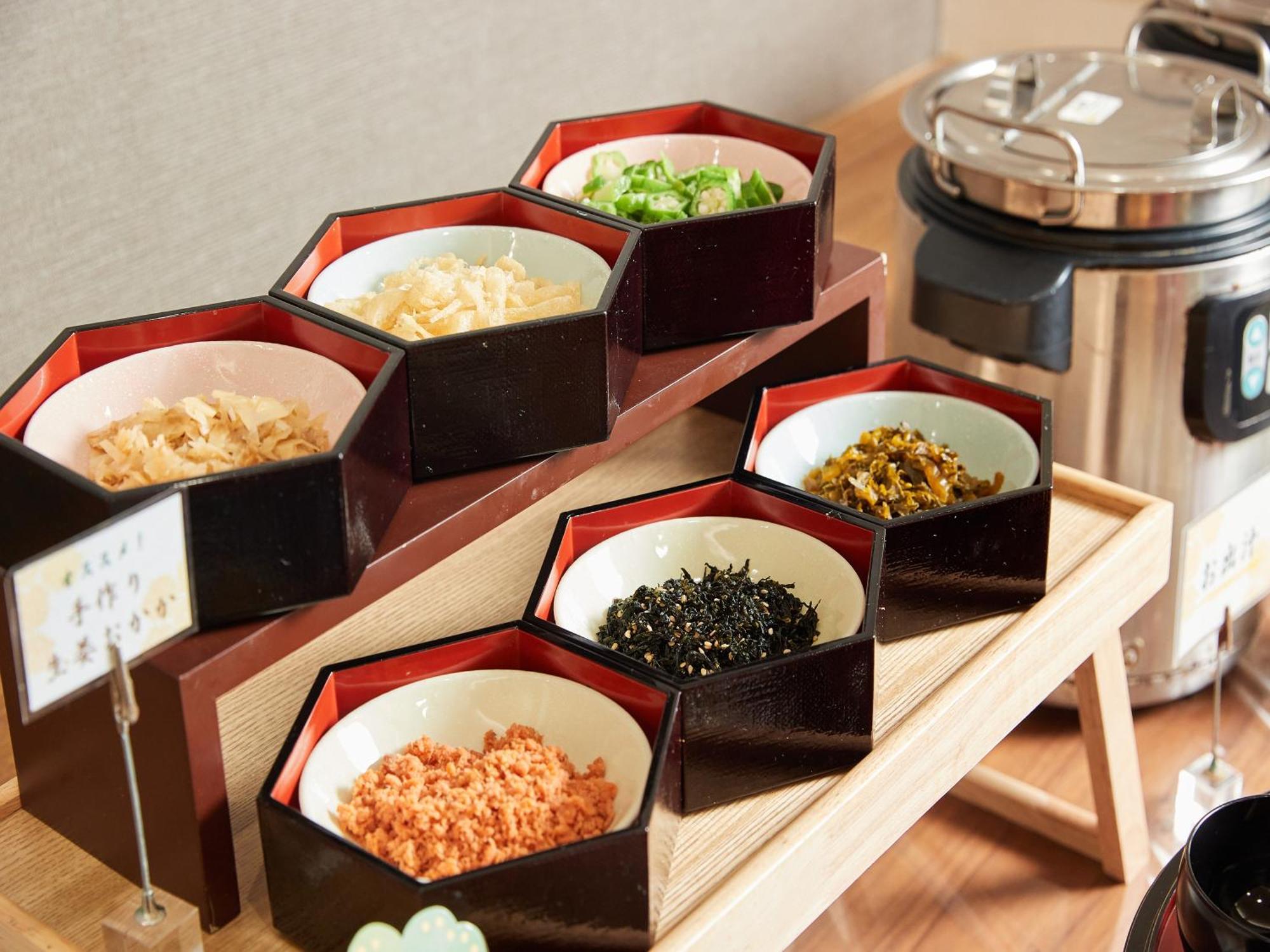Hotel Yamanouchi Наха Екстериор снимка