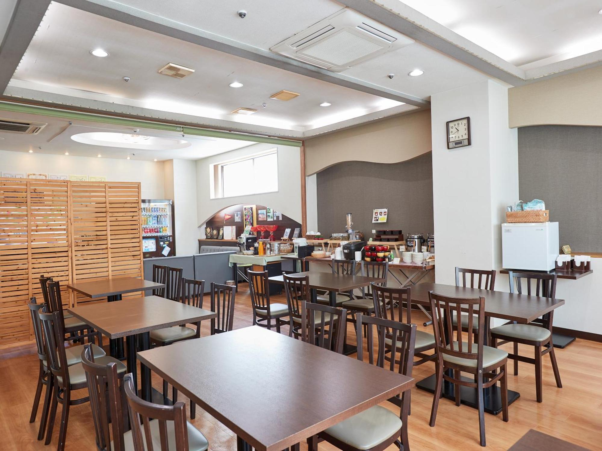 Hotel Yamanouchi Наха Екстериор снимка
