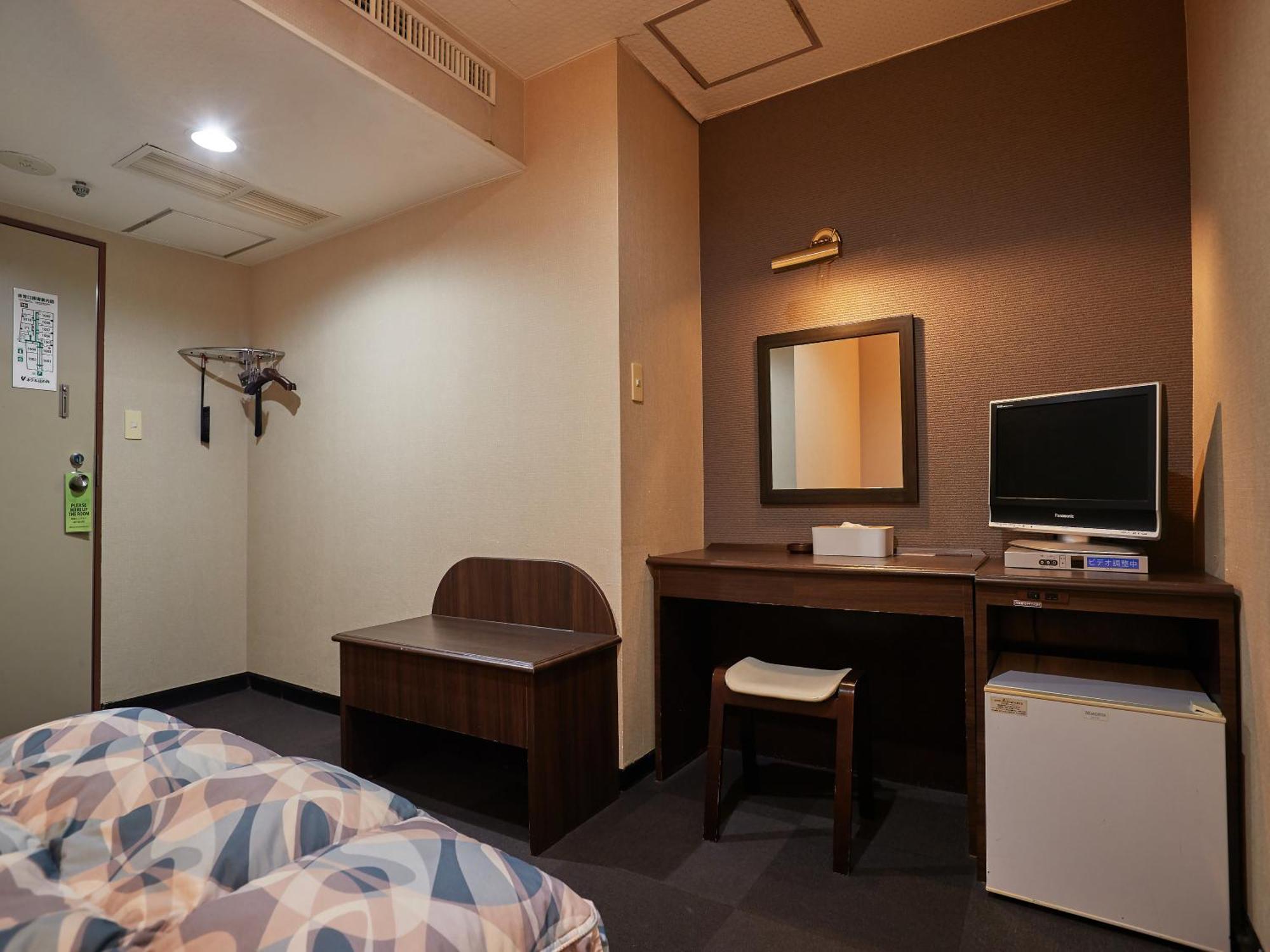 Hotel Yamanouchi Наха Екстериор снимка