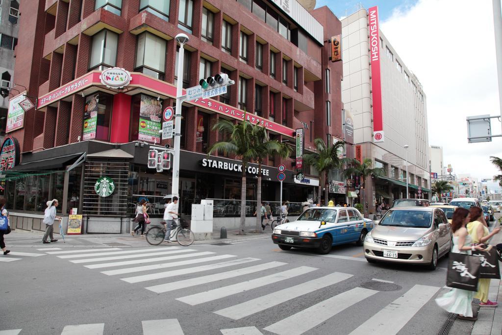 Hotel Yamanouchi Наха Екстериор снимка