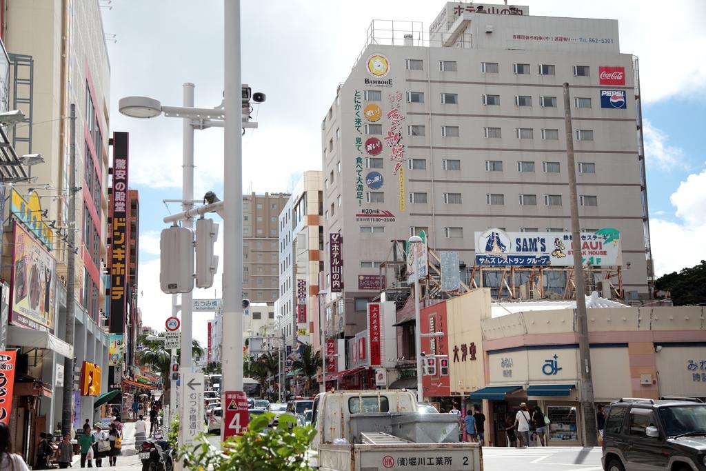 Hotel Yamanouchi Наха Екстериор снимка